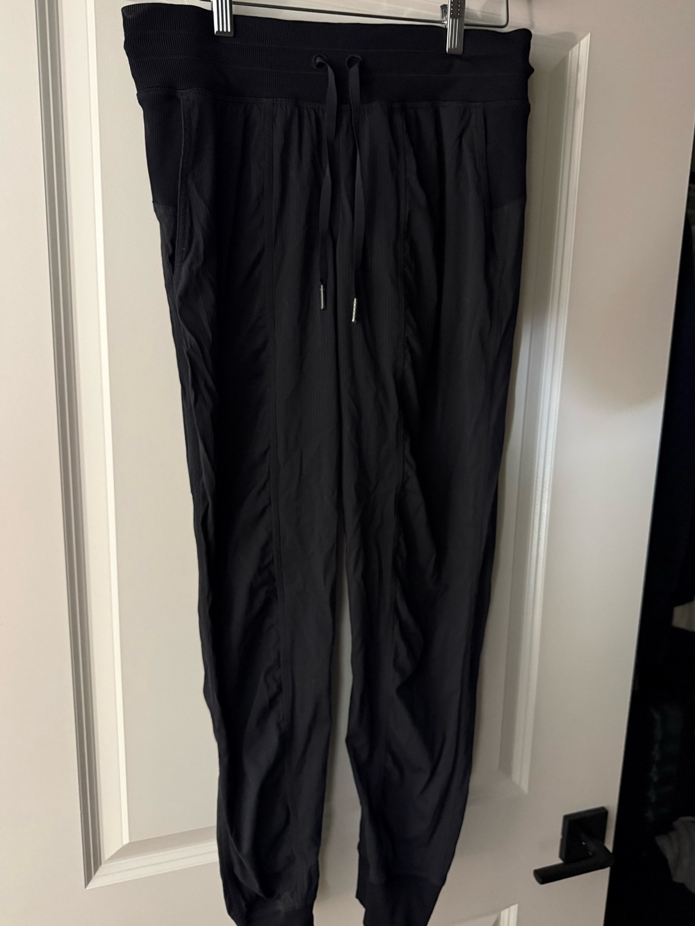 Lululemon Women’s Black Jogger Pants - Drawstring Waist, Size 8